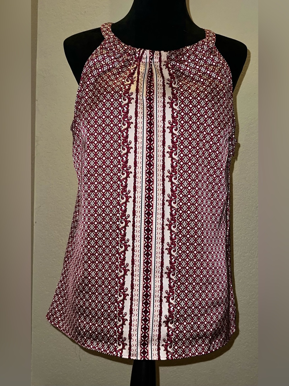 White House & Black Market Halter Neck Sleeveless Top in dark Red and White, L